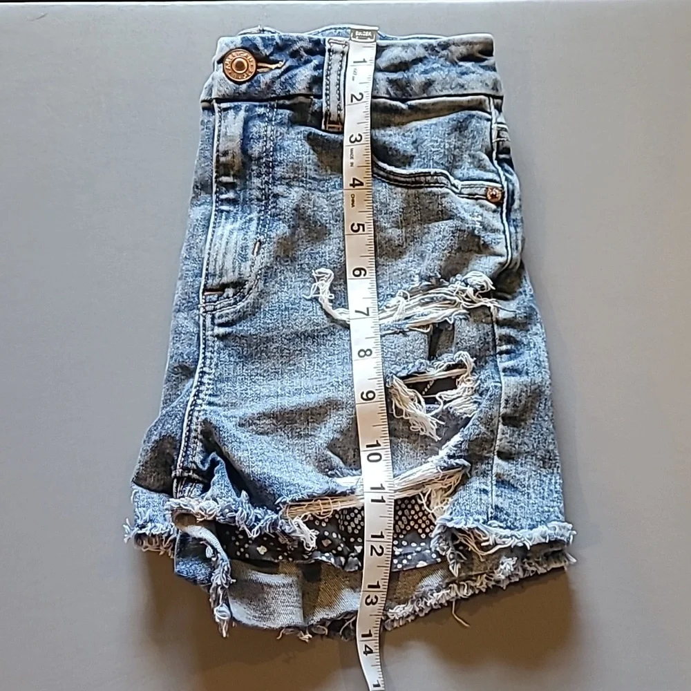 Women's AE Next Level Stretch Curvy Hi Rise Shortie Size 0 Distressed Shorts! - Picture 14 of 14
